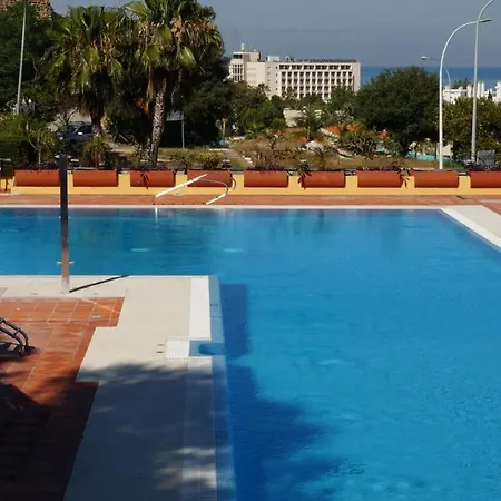 Apartment Avenida Carlota Alessandri 282 *