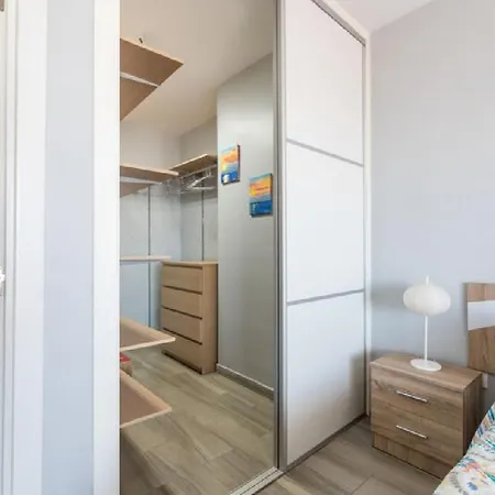Avenida Carlota Alessandri 282 Apartment