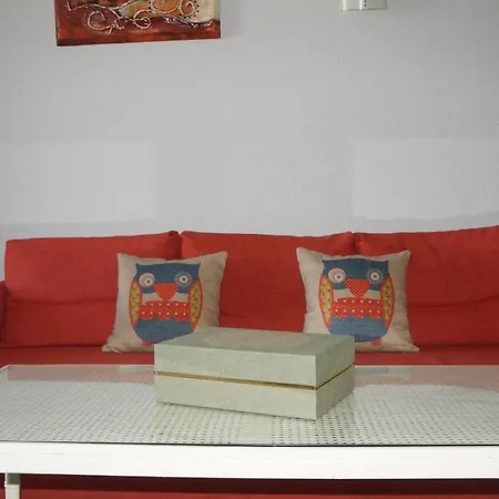 Avenida Carlota Alessandri 282 Apartment *